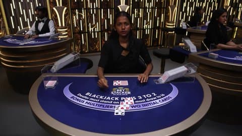 Play Classic Bet Stacker Blackjack 21 by Evolution