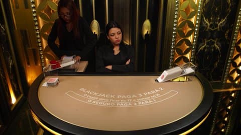 Play Platinum Private Blackjack 13 by Evolution