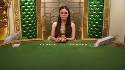 Play Salon Privé Baccarat D by Evolution